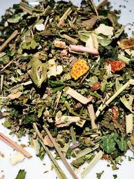 Mélange d’herbes séchées pour infusion